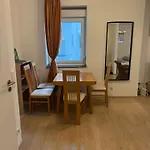 Verkehrsgünstige Messe Apartment am Düsseldorfer Hauptbahnhof